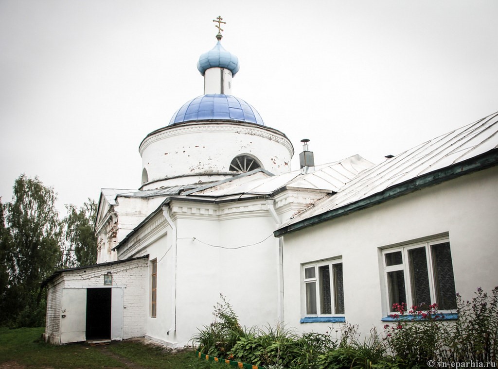 Церковь Успения Пресвятой Богородицы в селе Марёво.